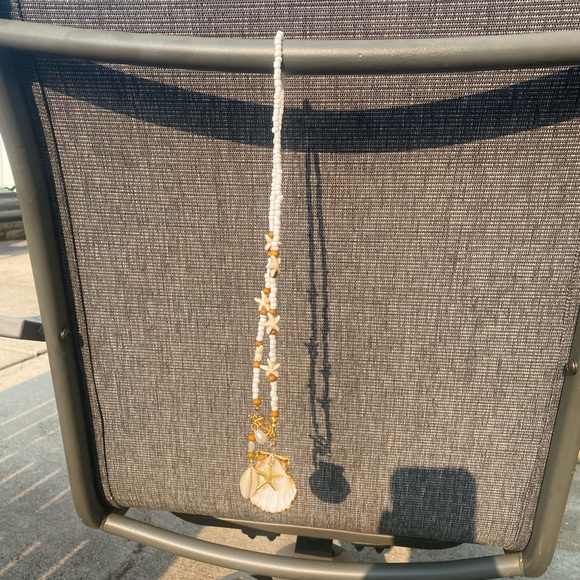 Natural Shell Gilded in Gold Leaf with a Starfish-Freshwater Pearl Boho Necklace - Picture 4 of 8